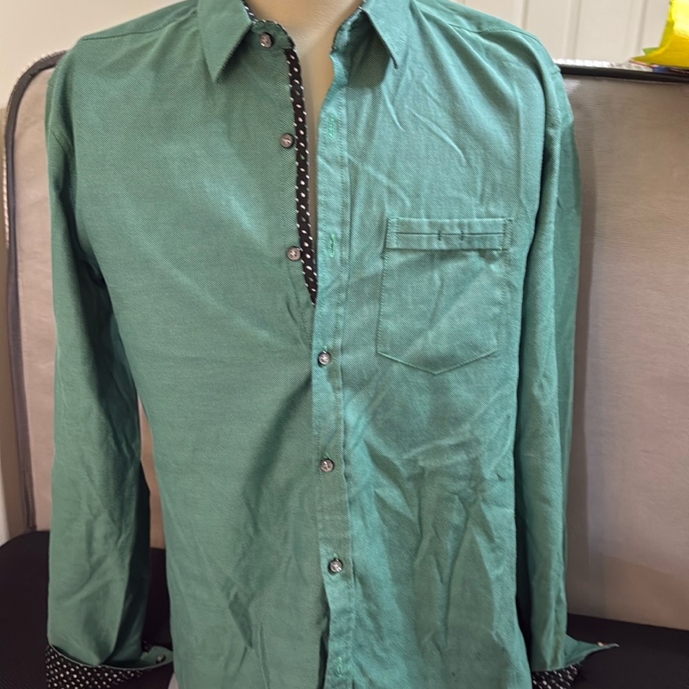 mens de-niko button down collar shirt, size medium
